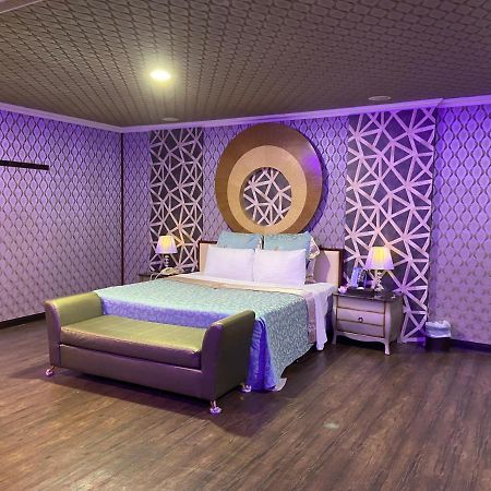 Pingtung Huang Xing Motel المظهر الخارجي الصورة