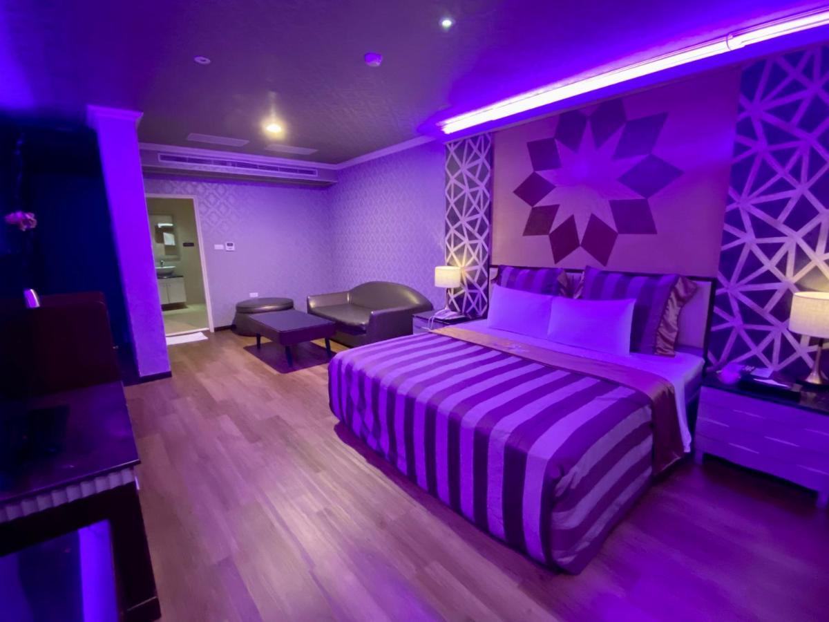 Pingtung Huang Xing Motel المظهر الخارجي الصورة