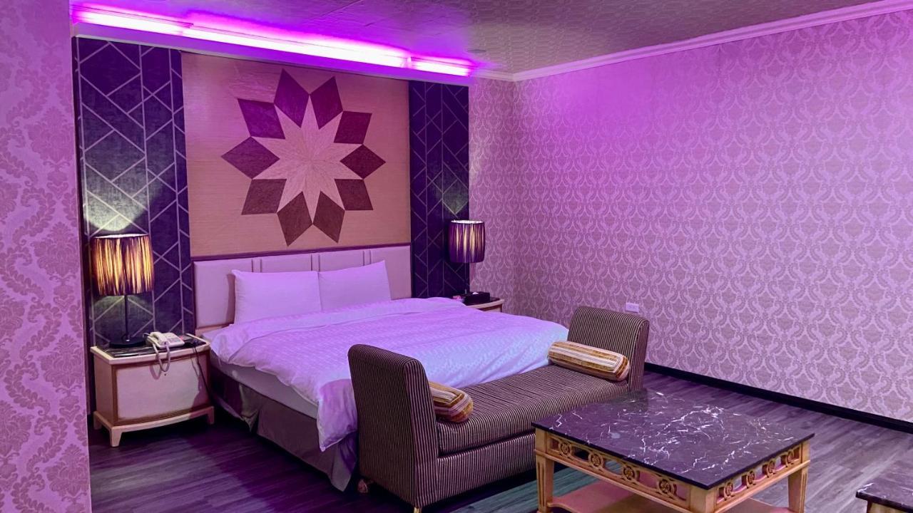 Pingtung Huang Xing Motel المظهر الخارجي الصورة