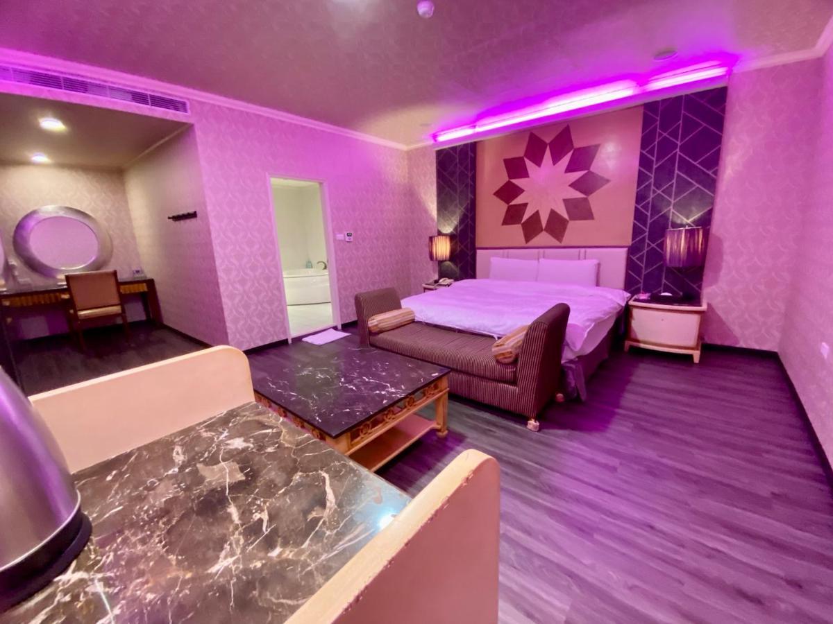 Pingtung Huang Xing Motel المظهر الخارجي الصورة