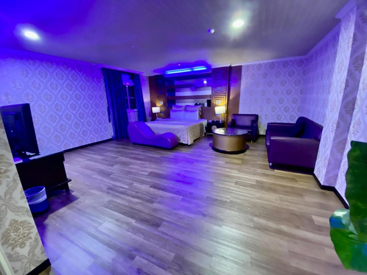 Pingtung Huang Xing Motel المظهر الخارجي الصورة