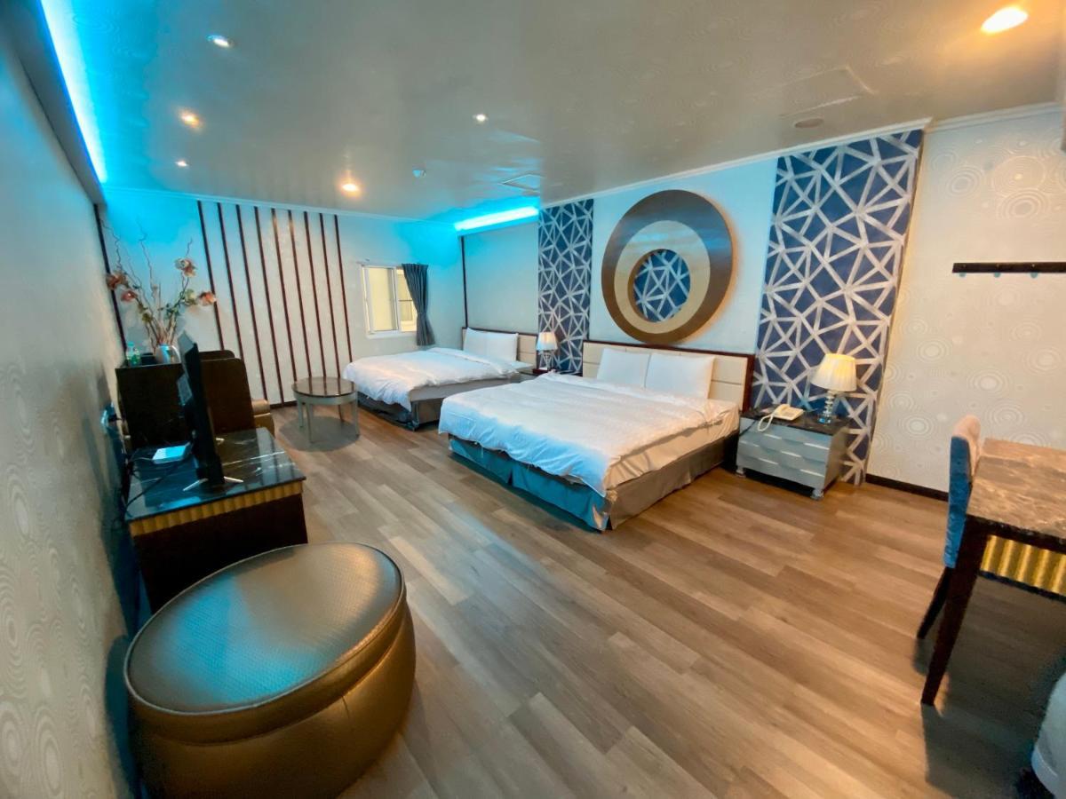 Pingtung Huang Xing Motel المظهر الخارجي الصورة