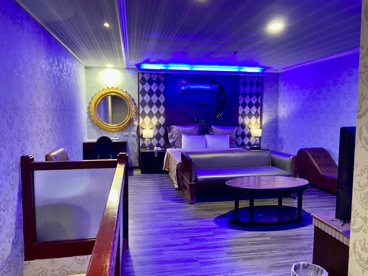 Pingtung Huang Xing Motel المظهر الخارجي الصورة
