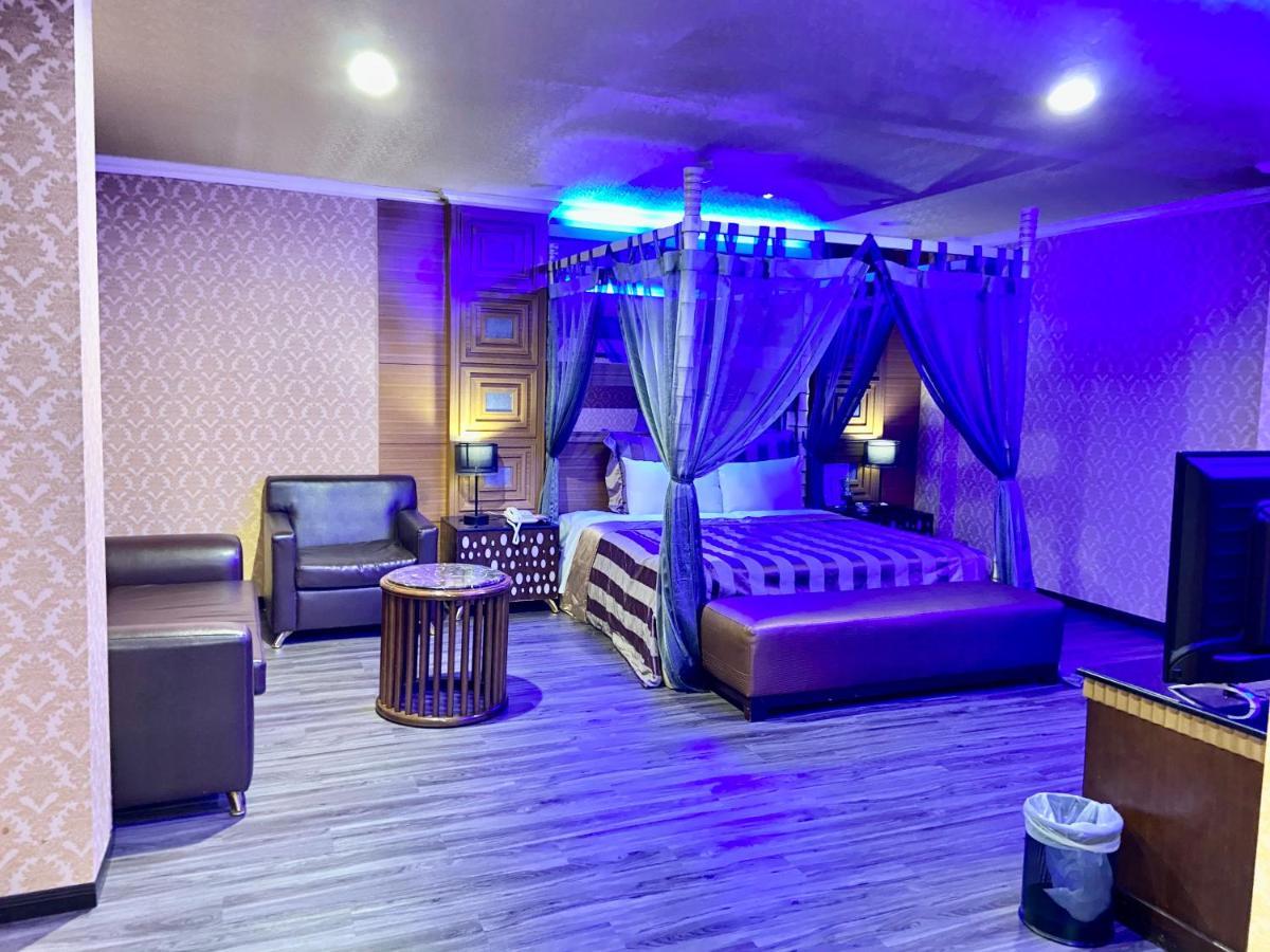 Pingtung Huang Xing Motel المظهر الخارجي الصورة