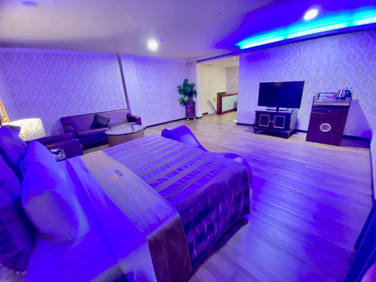 Pingtung Huang Xing Motel المظهر الخارجي الصورة