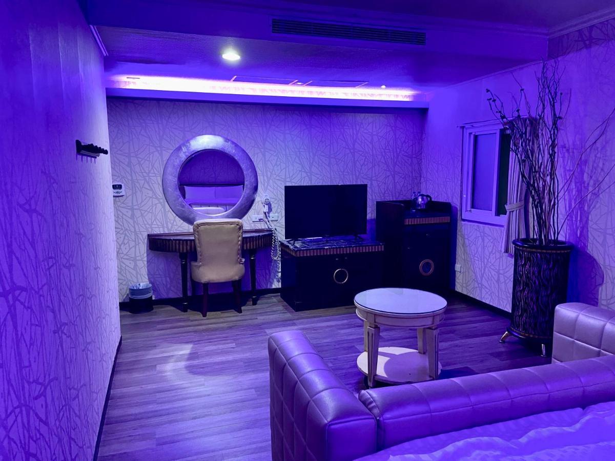 Pingtung Huang Xing Motel المظهر الخارجي الصورة