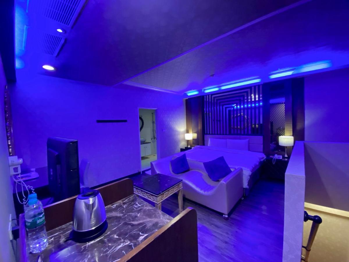 Pingtung Huang Xing Motel المظهر الخارجي الصورة