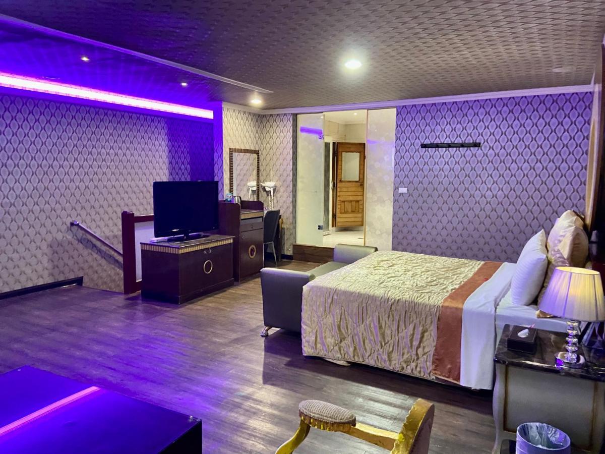 Pingtung Huang Xing Motel المظهر الخارجي الصورة