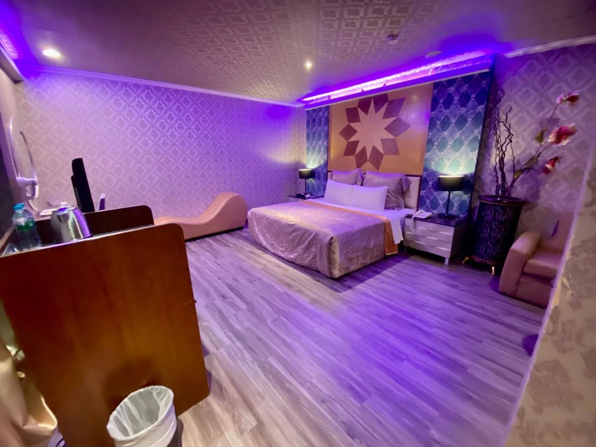 Pingtung Huang Xing Motel المظهر الخارجي الصورة