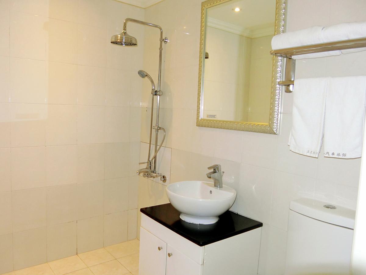 Pingtung Huang Xing Motel المظهر الخارجي الصورة
