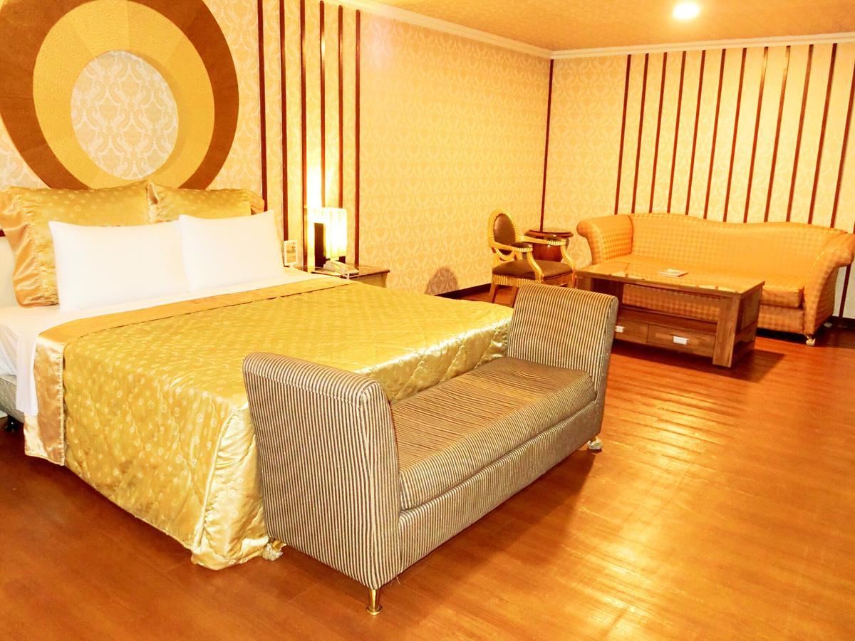 Pingtung Huang Xing Motel المظهر الخارجي الصورة